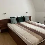Apartment Klebi's Apartmanhaz 20 *