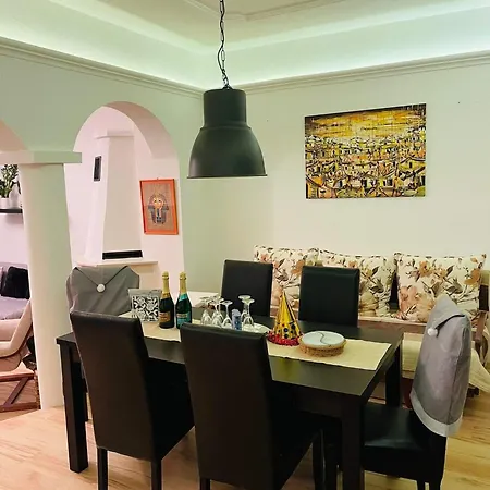 Klebi's Apartmanhaz 20 Apartment
