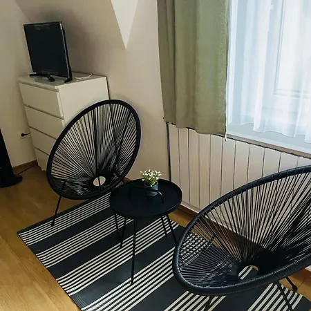 Klebi's Apartmanhaz 20 Apartment *