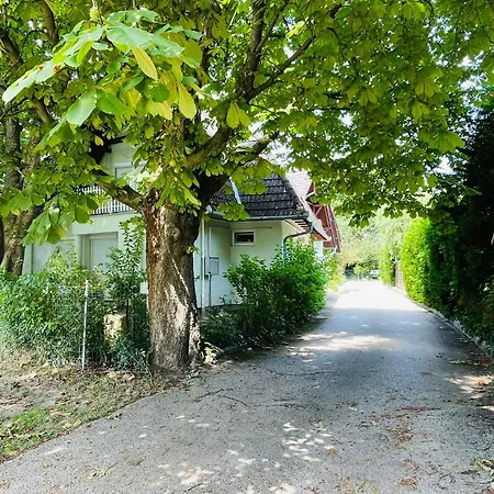 Klebi's Apartmanhaz 20 Apartment