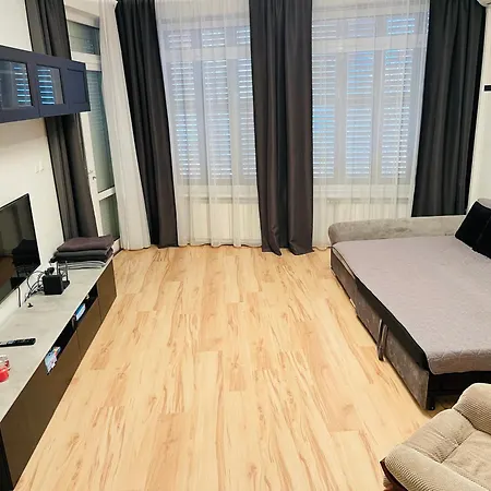 Klebi's Apartmanhaz 20 Apartment *